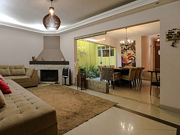 Casa com 4 dormit�rios na Vila Su�ssa, Mogi das Cruzes - SP