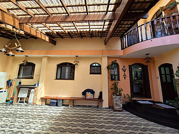 Sobrado 5 Dorms para Aluguel Vila Progresso, Mogi das Cruzes